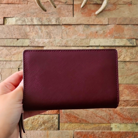 AUTH KATE SPADE RED WINE COLOR BLOCK WALLET - Picture 2 of 3